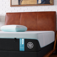 TEMPUR-PRObreeze° 12" Medium Hybrid Mattress